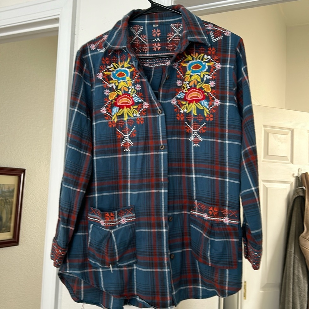 Lightweight flannel shacket top